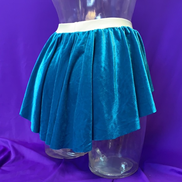 Skate/Dance (Child/Jr) Skirt AquaVelvet Peplum New - Picture 4 of 8